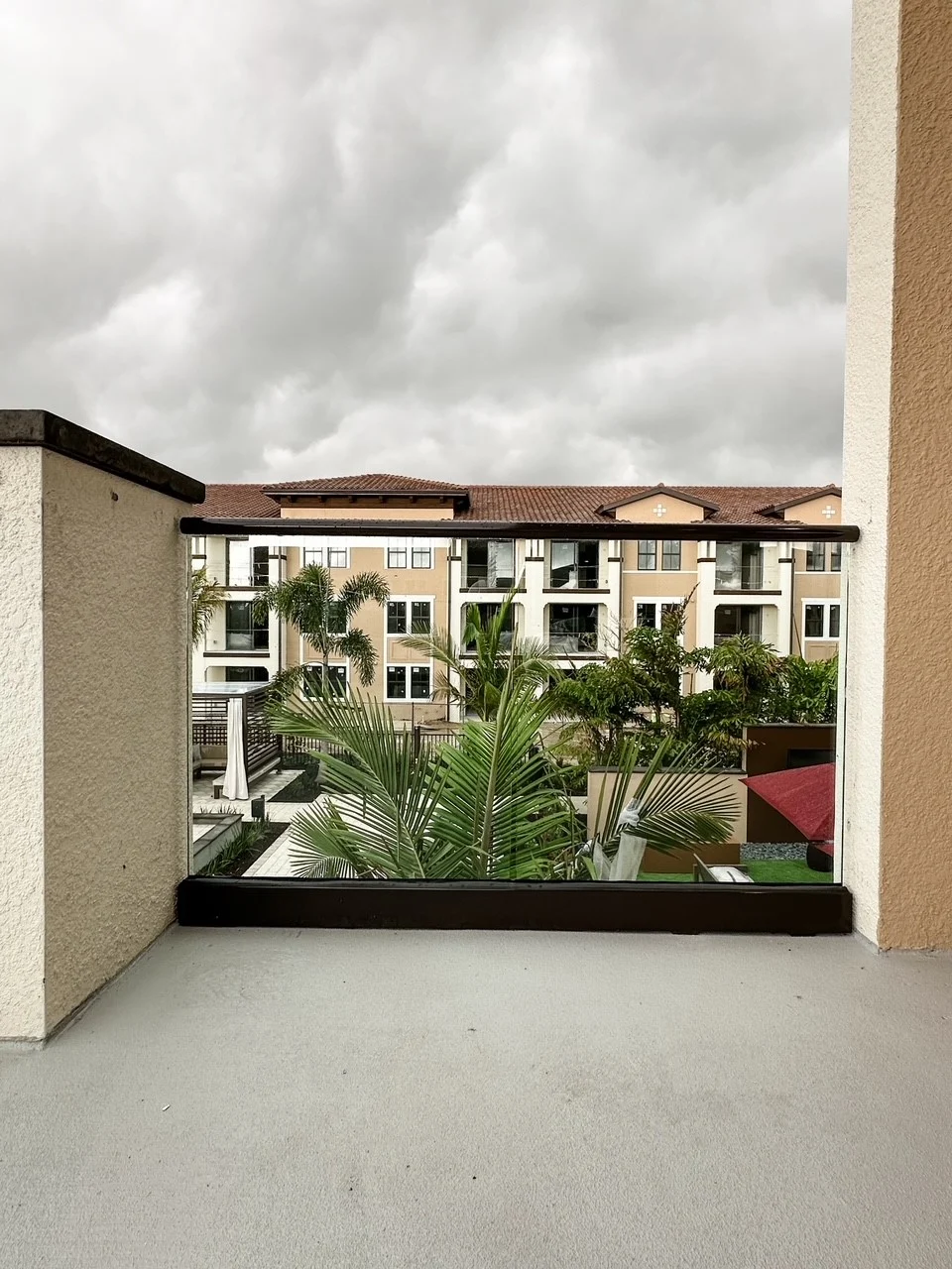 Glass Rail Glass railing with aluminum hardware